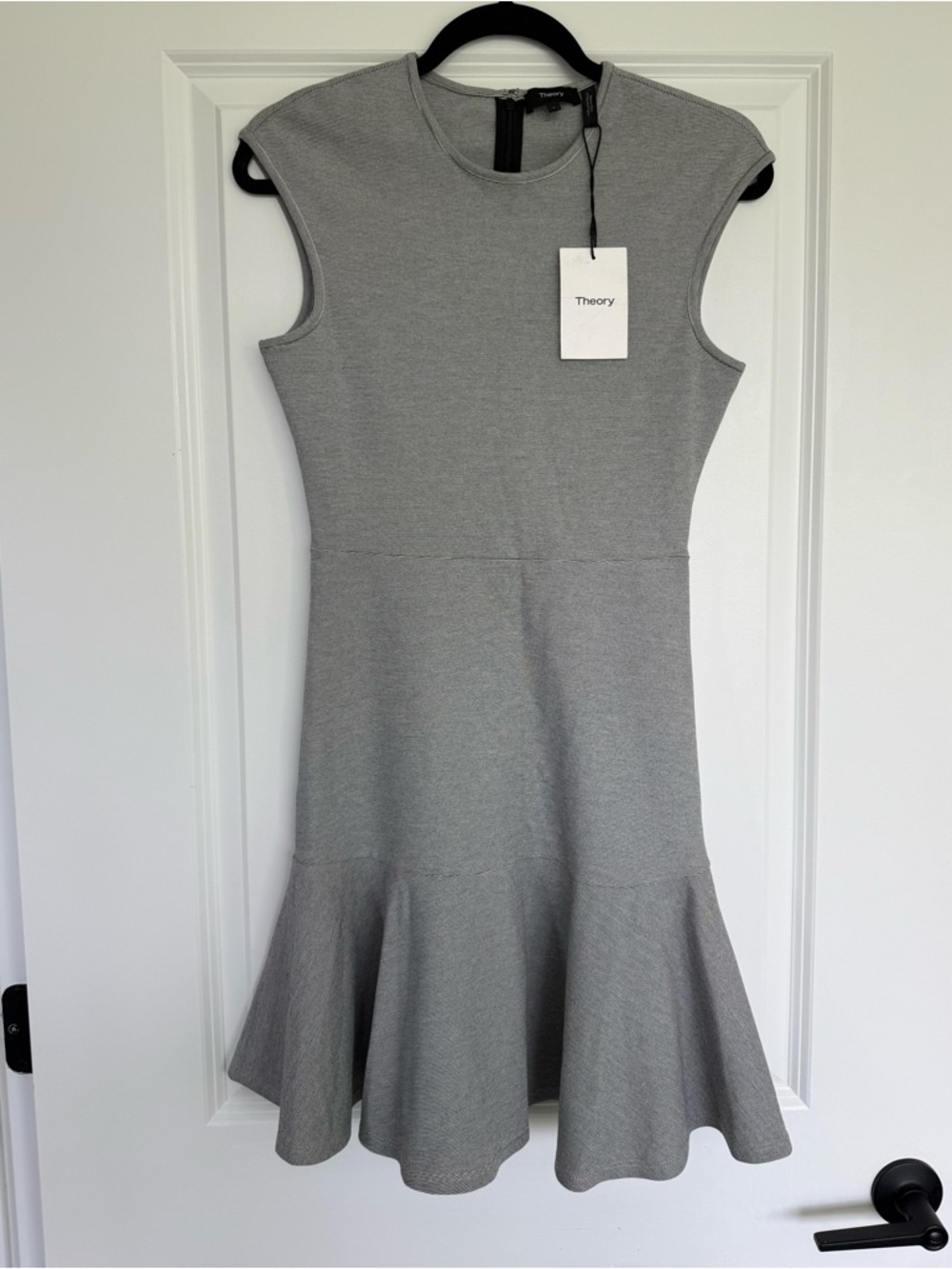 NWT Theory Essential Fit and Flare Dress in Fixture Ponte Stripe size 4